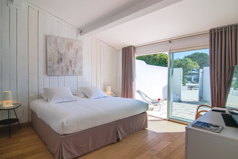 Mas De La Fouque Hotel & Spa Сент-Мари-де-ла-Мер Экстерьер фото